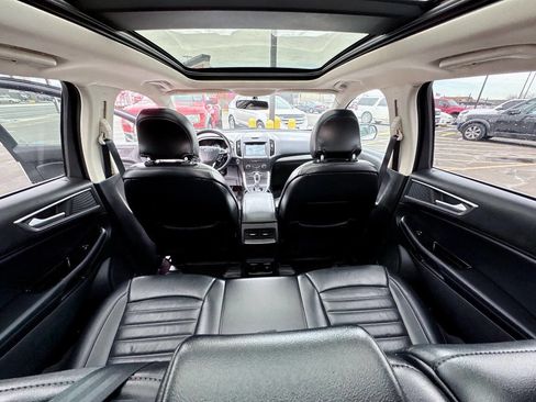 Used 2016 Ford Edge SEL w/ Equipment Group 201A image 30