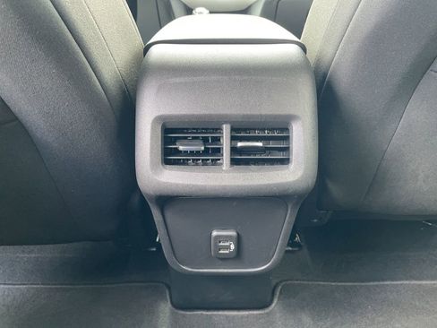 Used 2021 Chevrolet Equinox LS w/ LS Convenience Package image 24