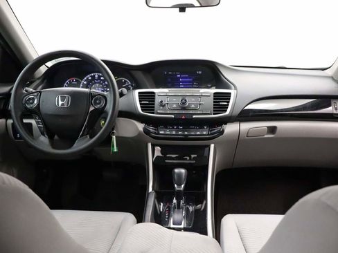 Used 2017 Honda Accord LX image 6