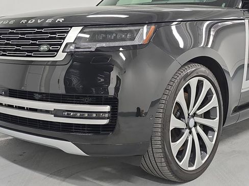 Used 2024 Land Rover Range Rover Long Wheelbase Autobiography AWD/4WD image 11
