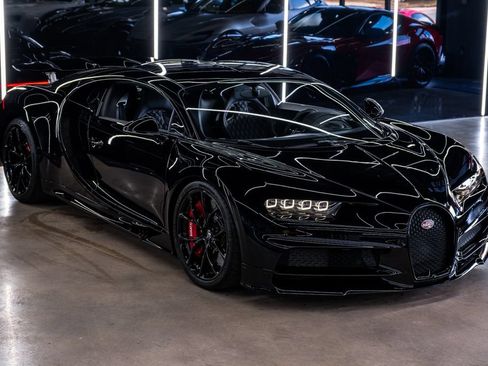 Used 2018 Bugatti Chiron AWD/4WD image 2