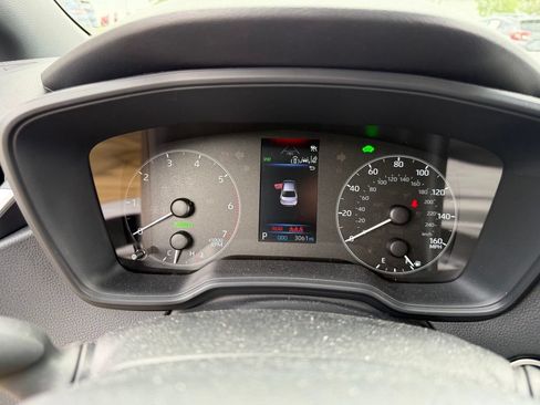Used 2024 Toyota Corolla SE FWD image 26