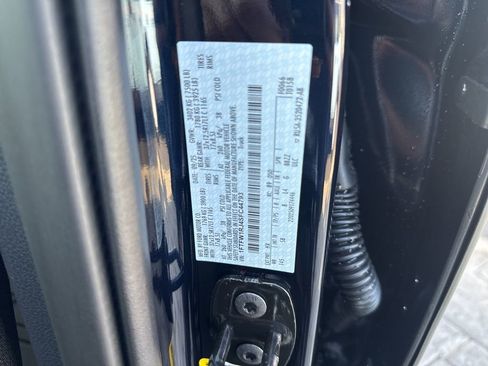Used 2025 Ford F150 Raptor w/ Equipment Group 803A Raptor R AWD/4WD image 33