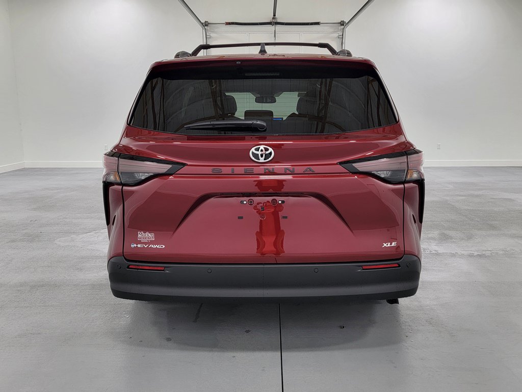 New 2026 Toyota Sienna XLE AWD/4WD image 6
