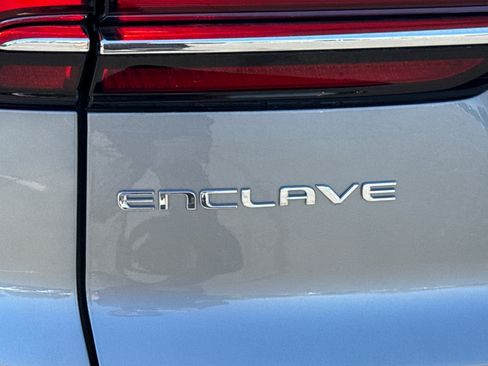 Used 2025 Buick Enclave Preferred FWD image 40