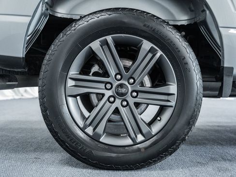 Used 2023 Ford F150 Lariat w/ Equipment Group 502A High image 25