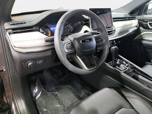 Certified 2024 Jeep Compass Limited image 15