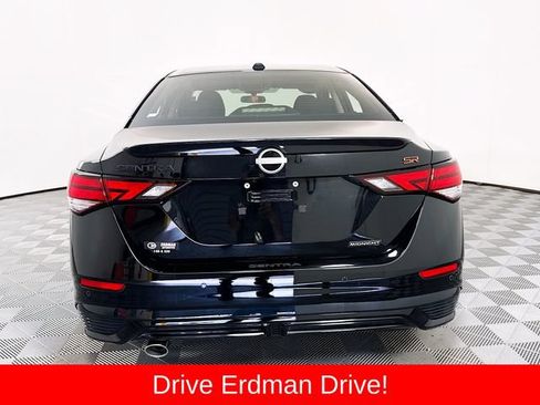 Used 2025 Nissan Sentra SR w/ Midnight Edition FWD image 21
