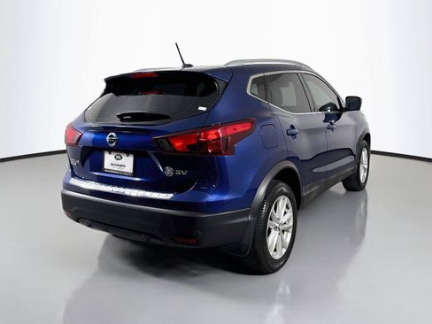 Used 2019 Nissan Rogue Sport SV w/ Technology Package FWD image 5