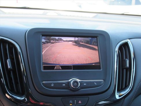 Used 2023 Chevrolet Equinox RS image 24