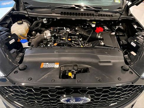 Used 2022 Ford Edge ST image 28
