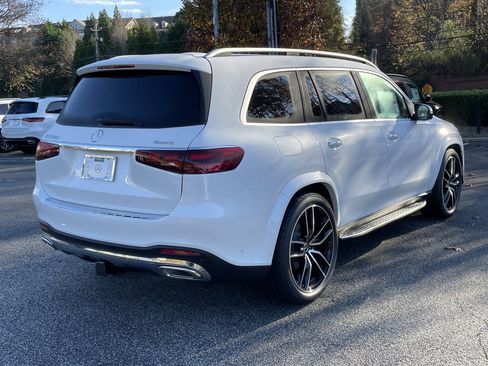 New 2026 Mercedes-Benz GLS 580 4MATIC image 6