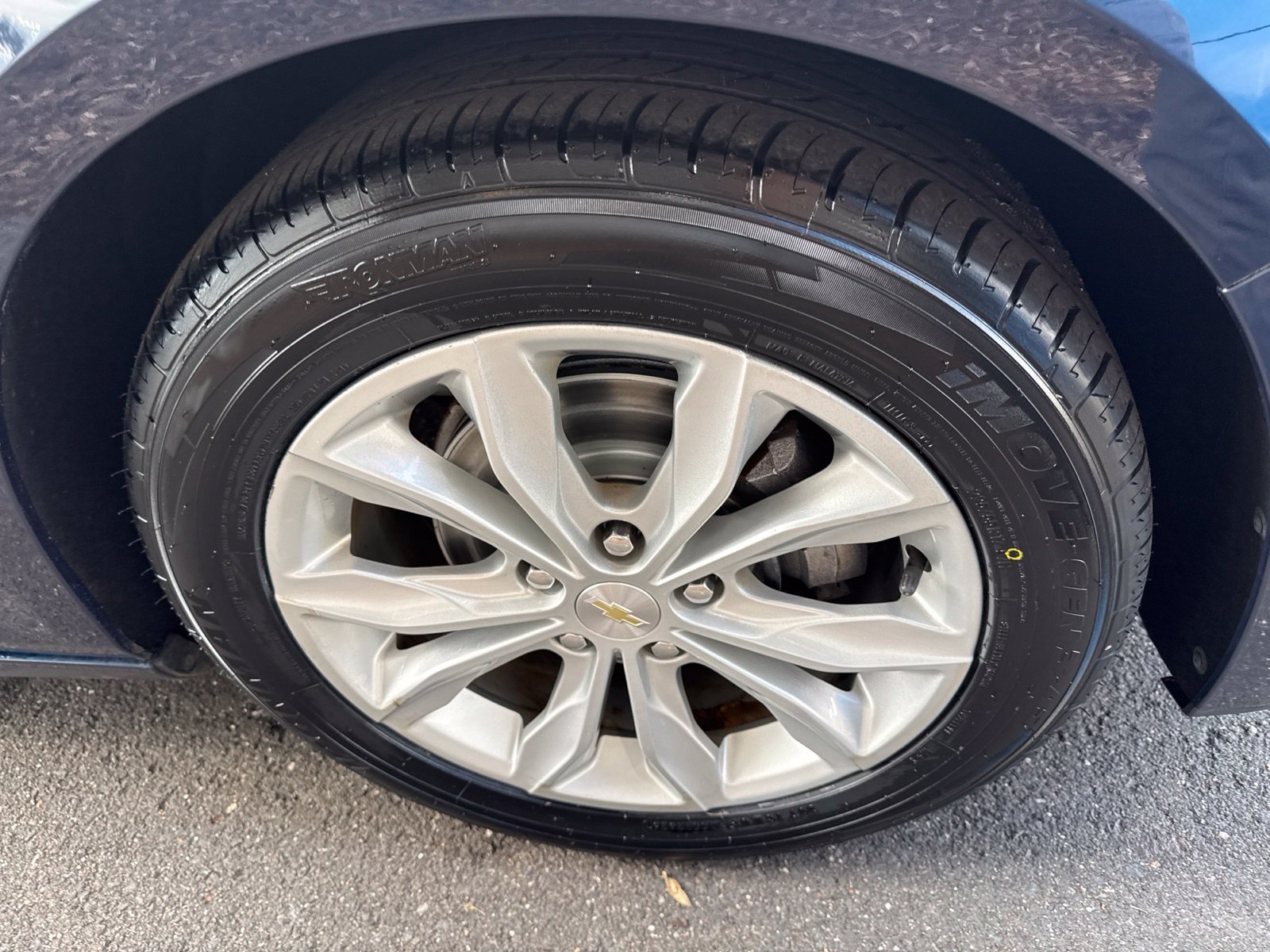 Used 2020 Chevrolet Malibu LT FWD image 12