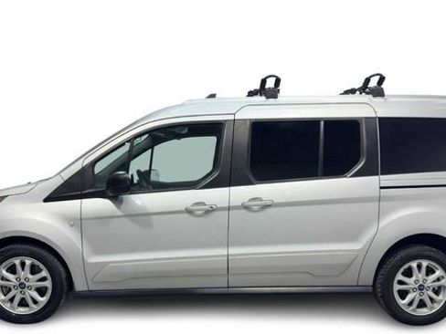 Used 2019 Ford Transit Connect XLT image 1