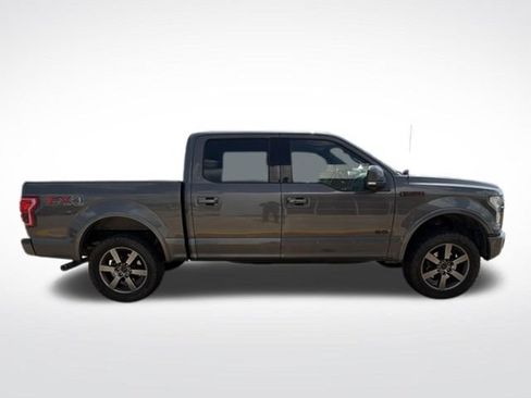 Used 2017 Ford F150 Lariat w/ Equipment Group 502A Luxury AWD/4WD image 10
