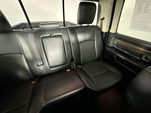 Used 2017 RAM 2500 Laramie w/ Convenience Group AWD/4WD image 14