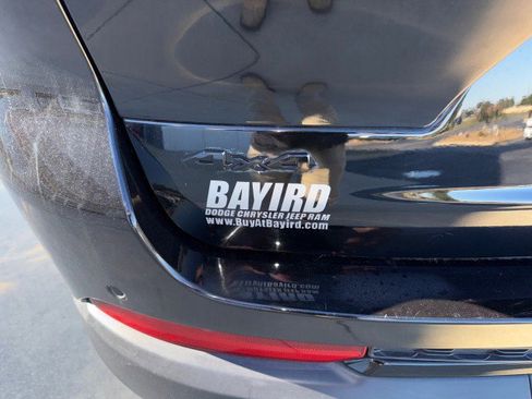 Used 2024 Jeep Grand Cherokee L Laredo image 6