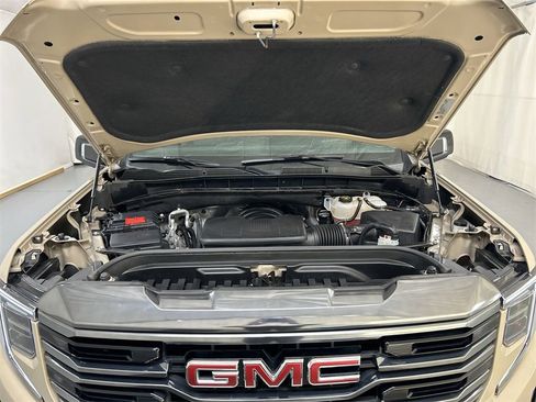 Certified 2022 GMC Sierra 1500 AT4 w/ AT4 Premium Package image 23