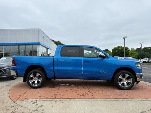 Used 2023 RAM 1500 Laramie AWD/4WD image 8