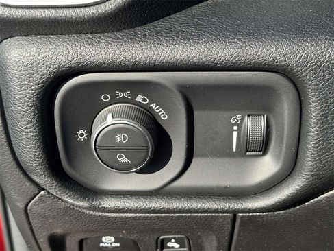 Used 2022 RAM 1500 Big Horn image 28