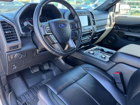 Used 2020 Ford Expedition XLT w/ Equipment Group 202A image 20