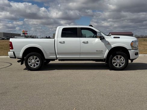 Used 2024 RAM 2500 Limited image 25