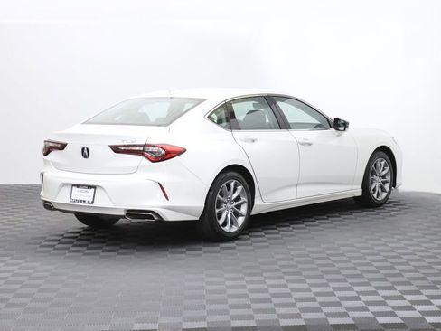 Used 2023 Acura TLX image 9