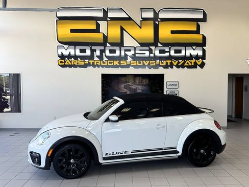 Used 2017 Volkswagen Beetle 1.8T Dune FWD image 51