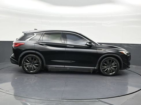 Used 2020 INFINITI QX50 Essential w/ Edition 30 Package FWD image 7