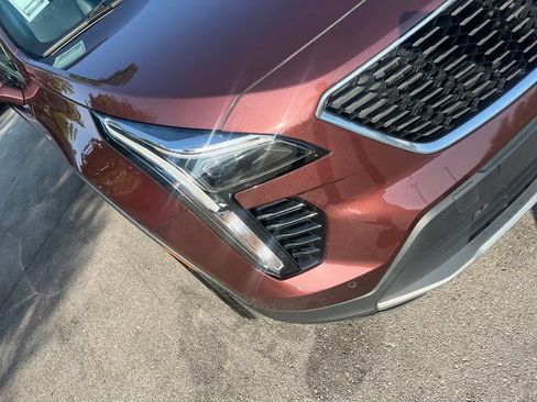 Used 2023 Cadillac XT4 Premium Luxury FWD image 35