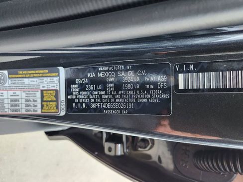 Certified 2025 Kia K4 FWD image 10