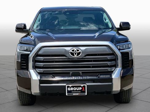 Used 2023 Toyota Tundra Limited AWD/4WD image 4