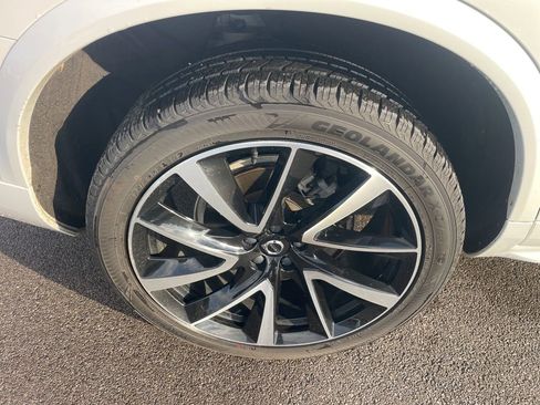 Certified 2023 Volvo XC90 B6 Plus w/ Protection Package image 12