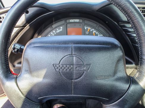 Used 1995 Chevrolet Corvette ZR1 RWD image 33
