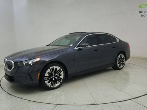 Used 2025 BMW 530i RWD image 69