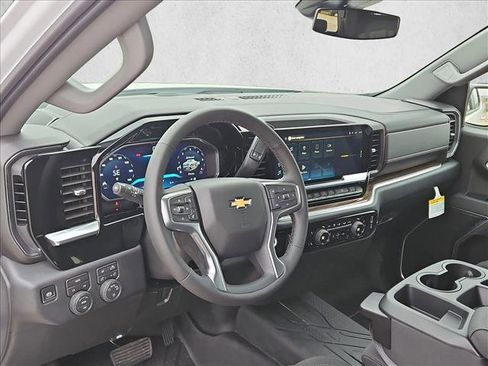 New 2026 Chevrolet Silverado 1500 LT AWD/4WD image 3