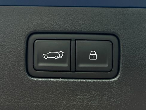 New 2026 Hyundai Ioniq 9 SE image 19