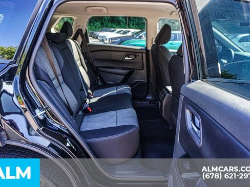 Used 2024 Nissan Rogue SV FWD image 22