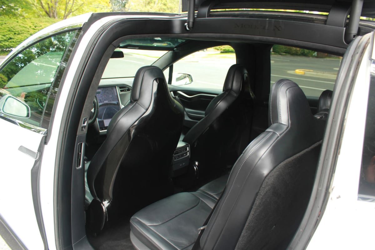 Used 2017 Tesla Model X 90D AWD/4WD image 29
