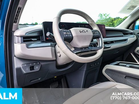 Used 2024 Kia EV9 Land AWD/4WD image 31