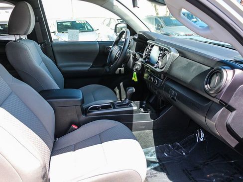 Used 2023 Toyota Tacoma SR RWD image 18