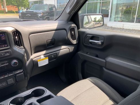 New 2026 Chevrolet Silverado 1500 Custom Trail Boss AWD/4WD image 15
