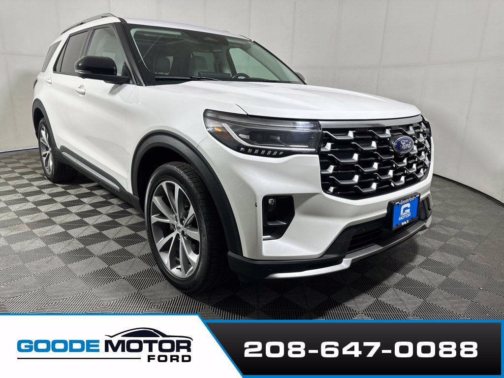 Used 2025 Ford Explorer Platinum w/ Ultimate Package AWD/4WD image 2