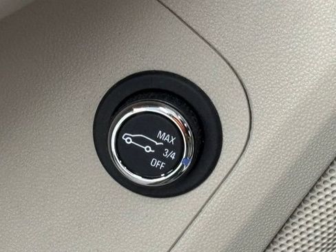 Used 2018 GMC Acadia Denali FWD image 21