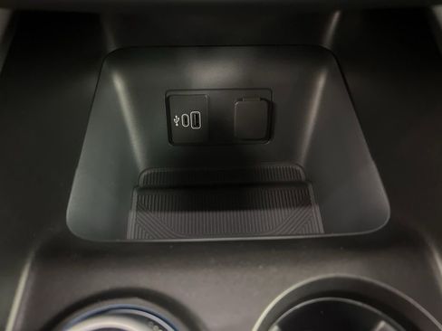 New 2026 Ford Explorer Active w/ Active Comfort Package image 15