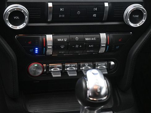 Used 2019 Ford Mustang GT Premium RWD image 23