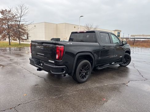 Certified 2022 GMC Sierra 1500 Elevation w/ LPO, Elevation Black Package image 3
