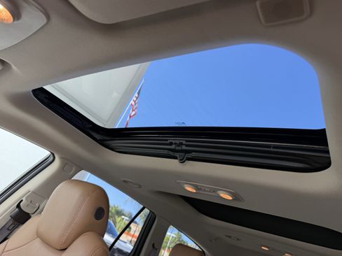 Used 2017 Buick Enclave Premium w/ Enclave Tuscan Edition image 20