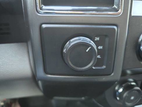 Used 2019 Ford F150 XLT image 19