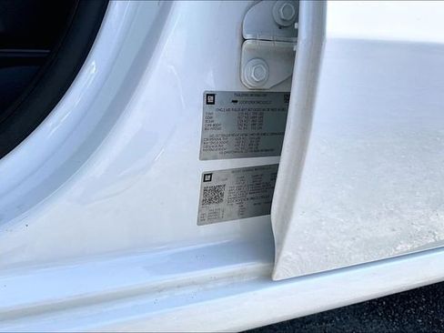 Used 2021 Chevrolet Silverado 1500 LT image 19